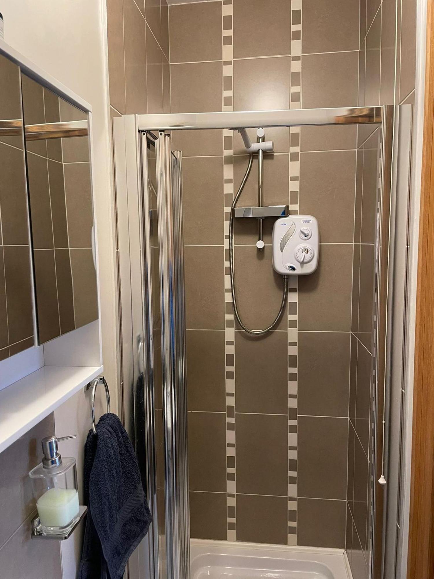 Molly'S Self Catering Accommodation 卡文 外观 照片