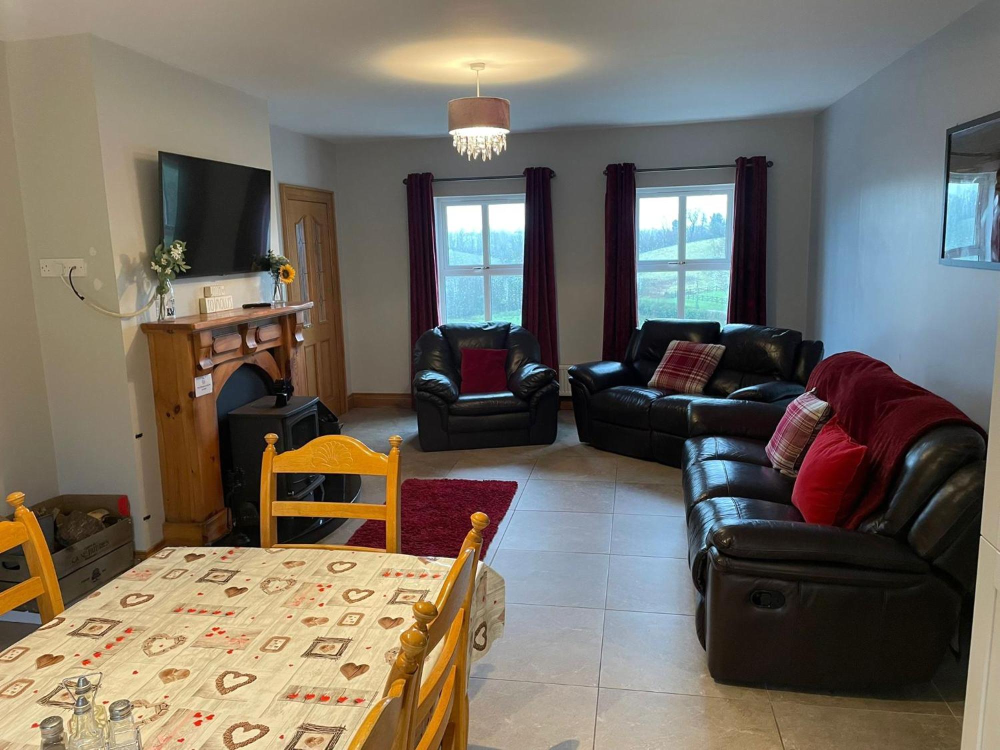 Molly'S Self Catering Accommodation 卡文 外观 照片